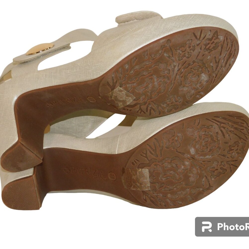 Elegant Cream Women's Heels - Picture 10 of 11
